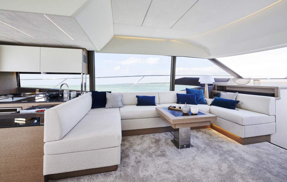 Prestige 590 Flybridge Interior - 9.JPG