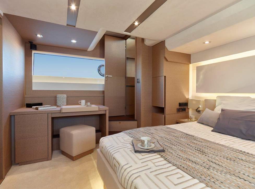 Prestige 630 Flybridge Interior - 12.jpg