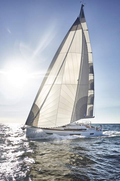 Jeanneau Sun Odyssey 440 Exterior - 3.JPG