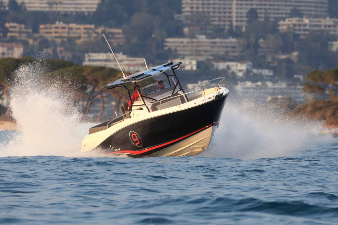 Jeanneau Cap Camarat 9.0 CC Exterior - 5.JPG