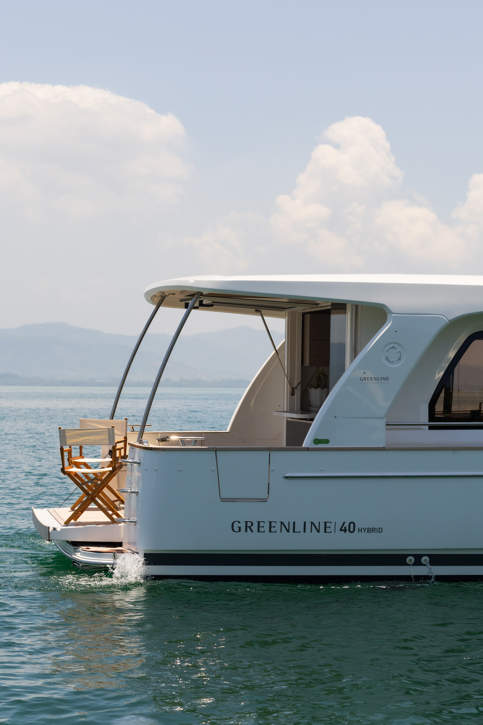 Greenline 40 Side 02