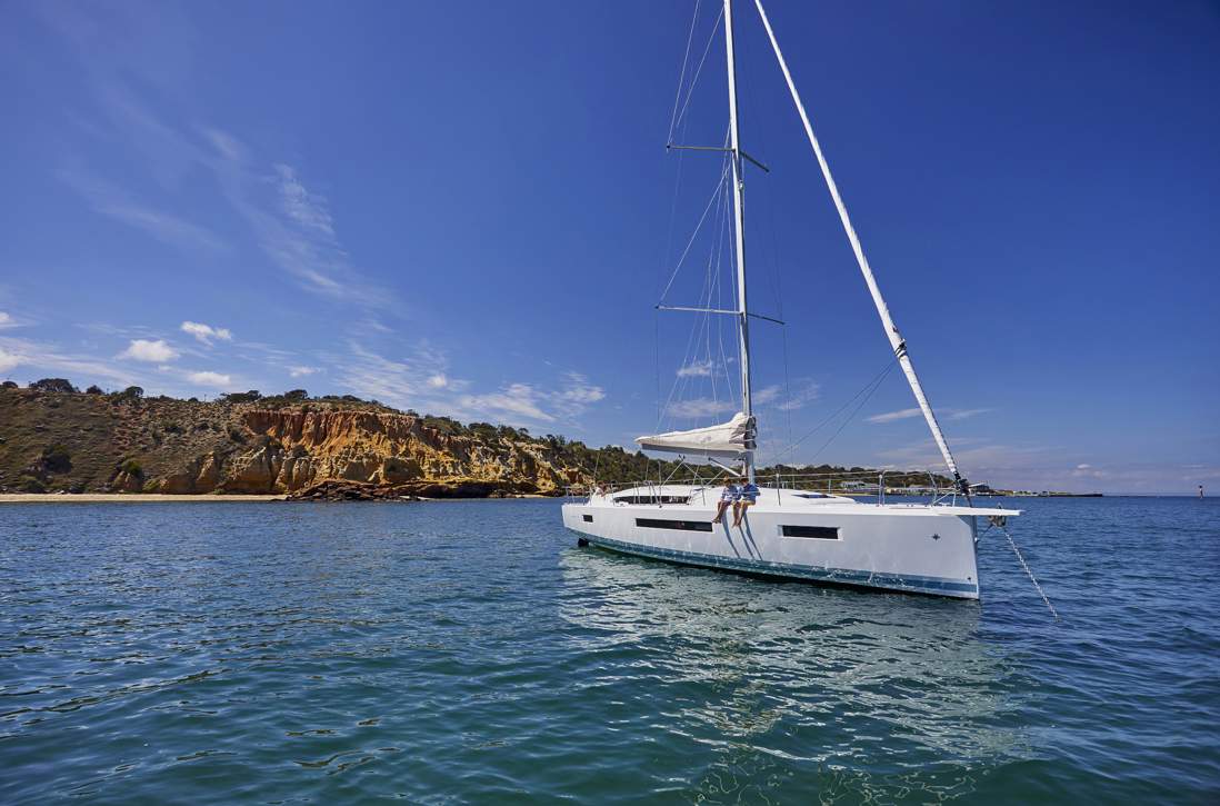 Jeanneau Sun Odyssey 490 Exterior - 111.JPG