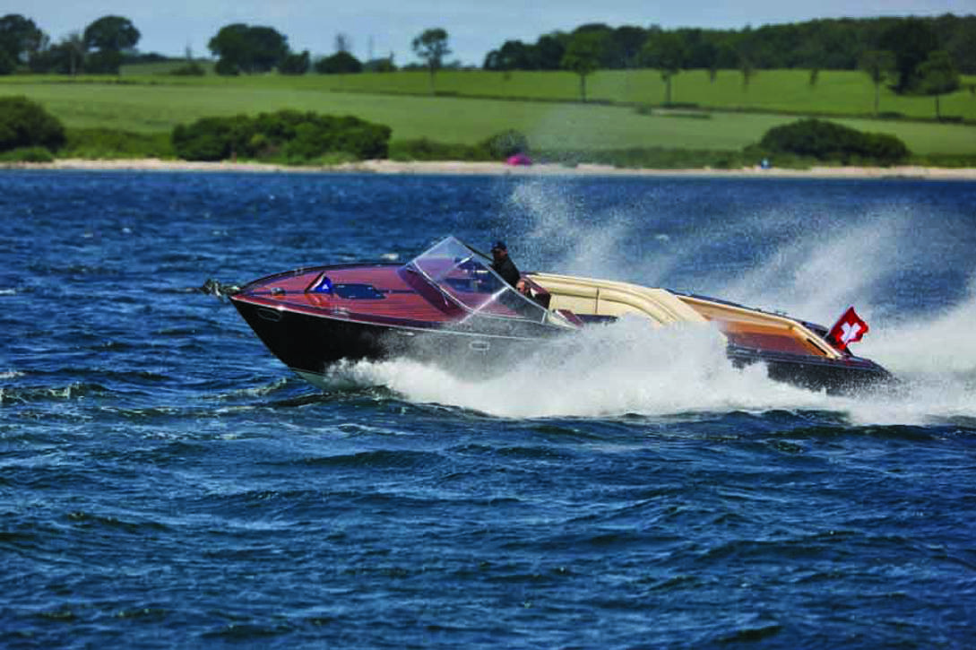 Boesch 970 St.Tropez Exterior.jpg