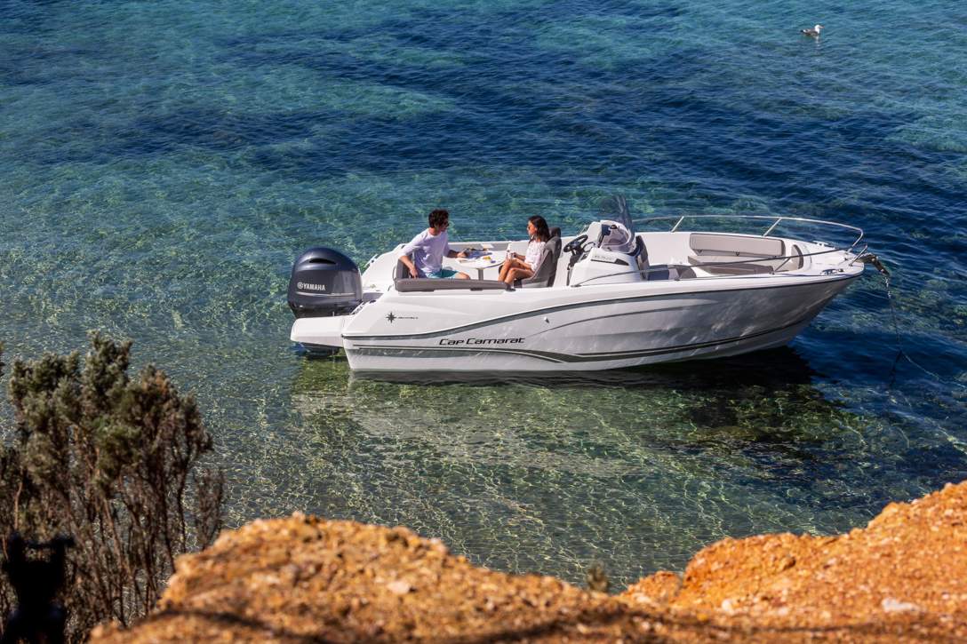 Jeanneau Cap Camarat 6.5 CC Serie 3 Exterior - 5.JPG