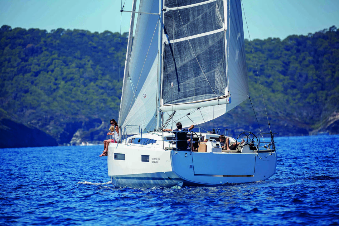 Jeanneau Sun Odyssey 410 Exterior - 3.JPG