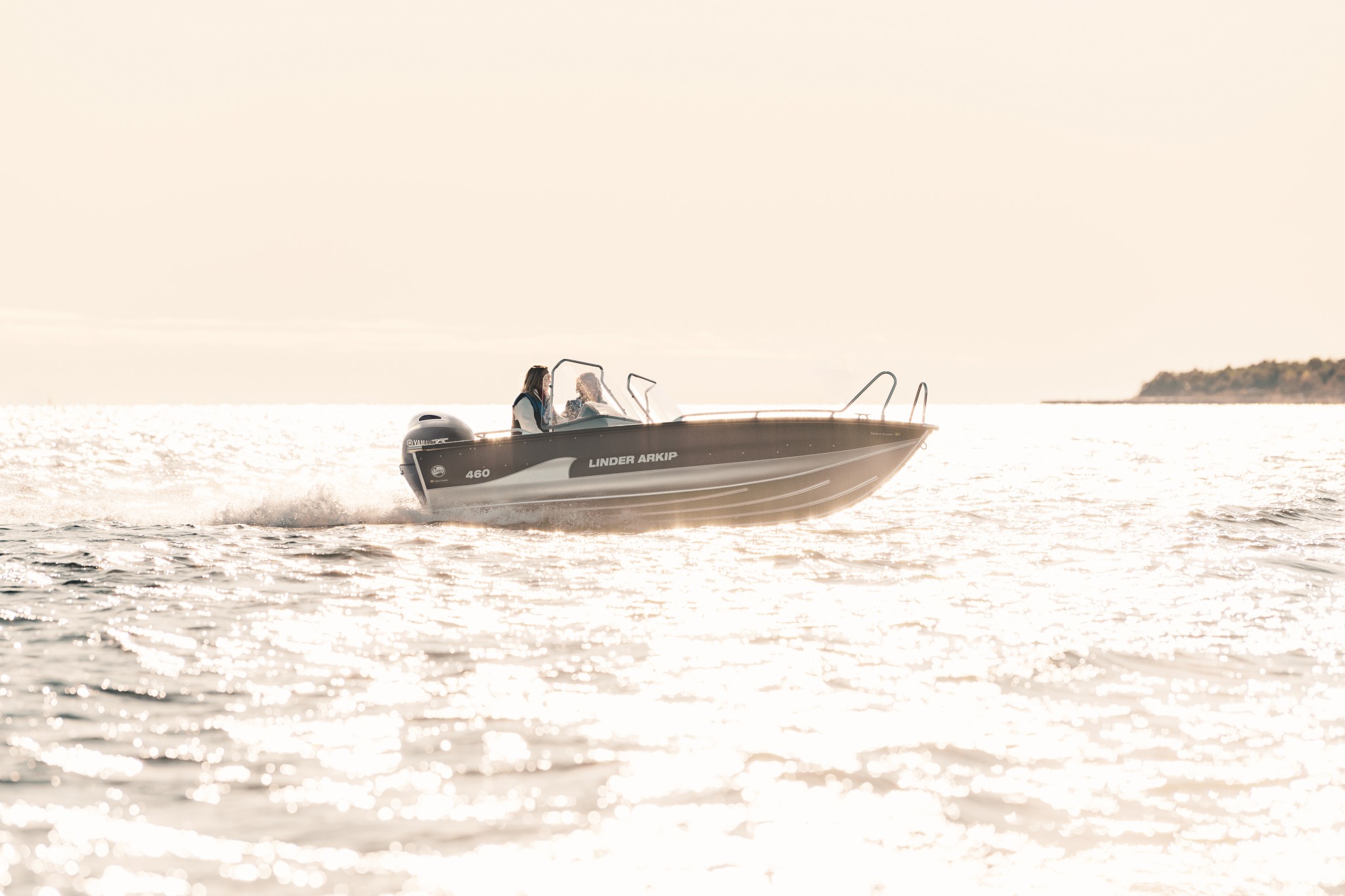 Linder Arkip 460 Exterior - 17.jpg