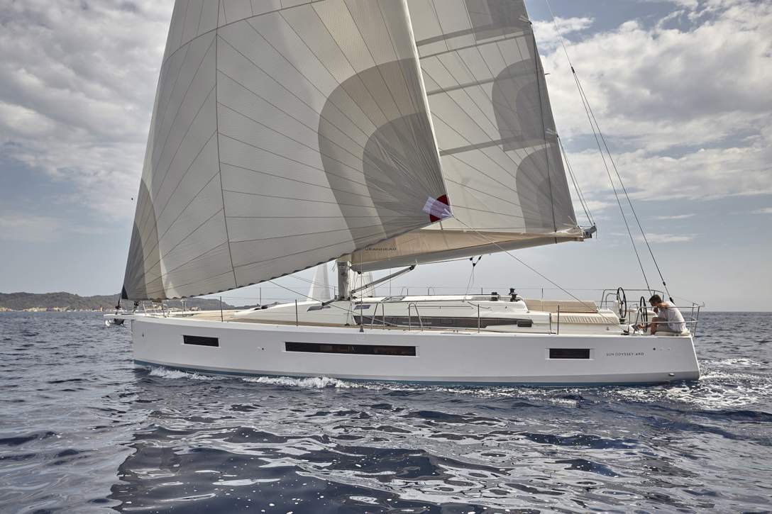 Jeanneau Sun Odyssey 490 Exterior - 59.JPG