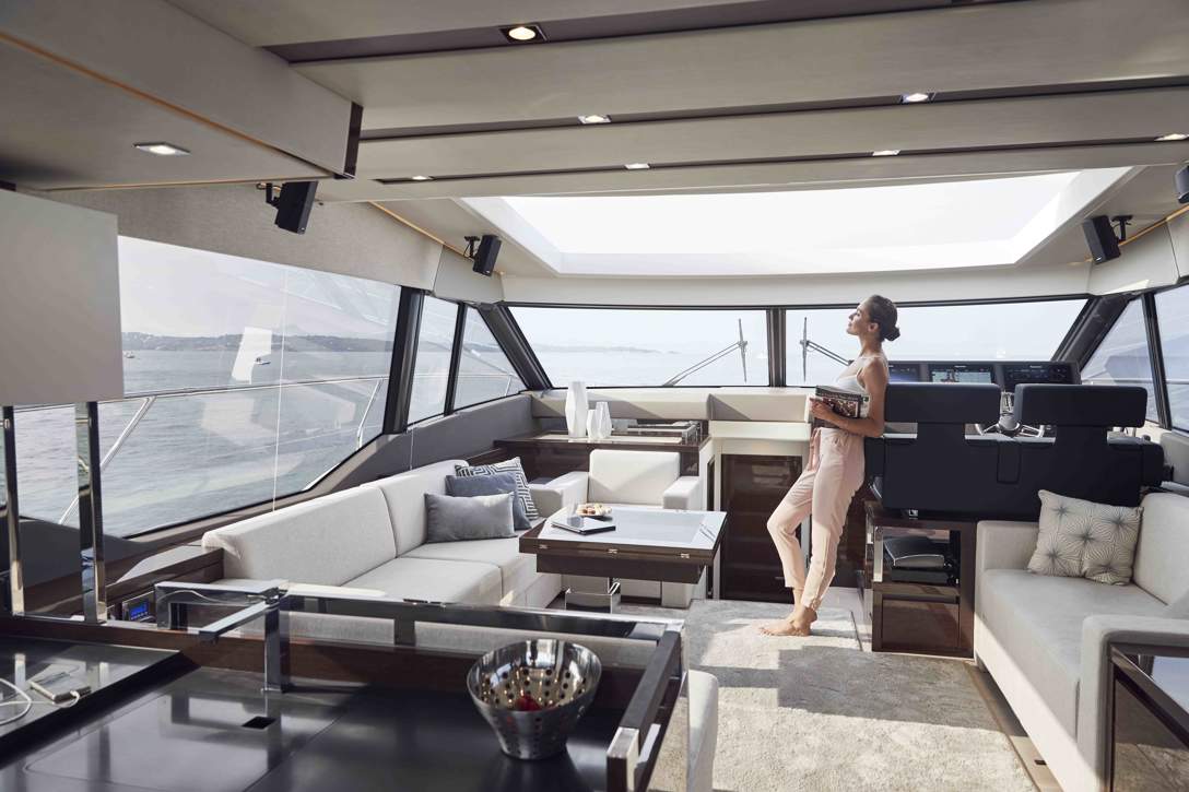 Prestige 630 S Interior - 28.JPG