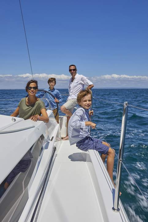 Jeanneau Sun Odyssey 490 Exterior - 90.JPG