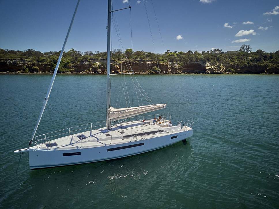 Jeanneau Sun Odyssey 490 Exterior - 69.JPG