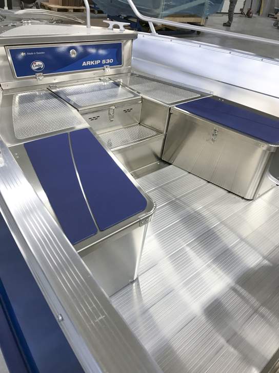 Linder Arkip 430 Interior - 3.jpg