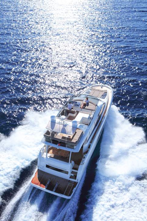 Prestige 630 Flybridge Exterior - 17.JPG