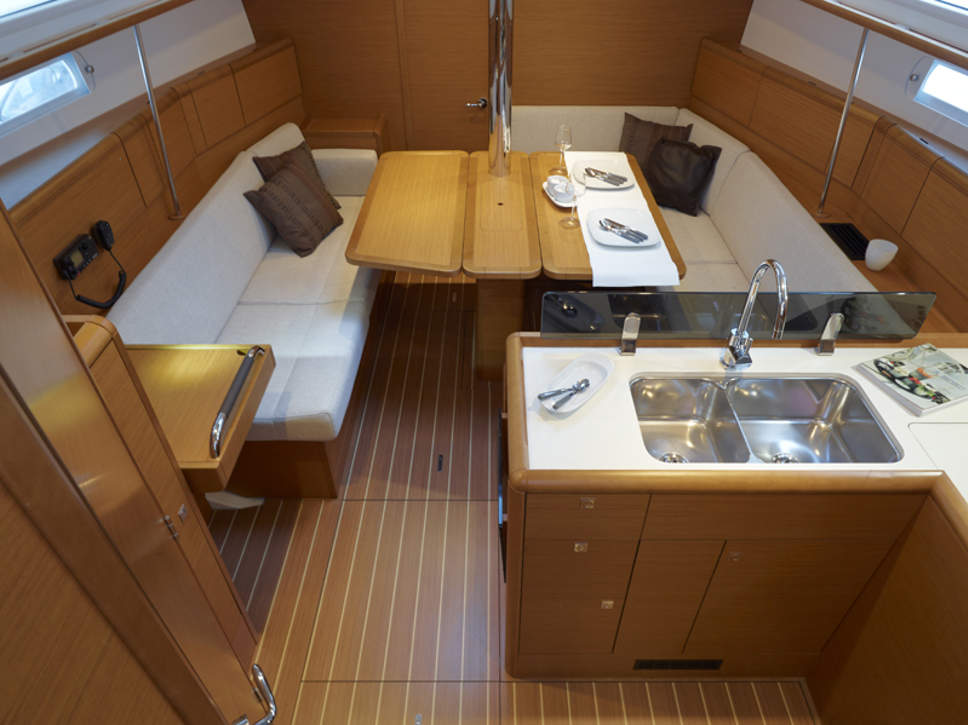 Jeanneau Sun Odyssey 389 Interior - 1.jpg