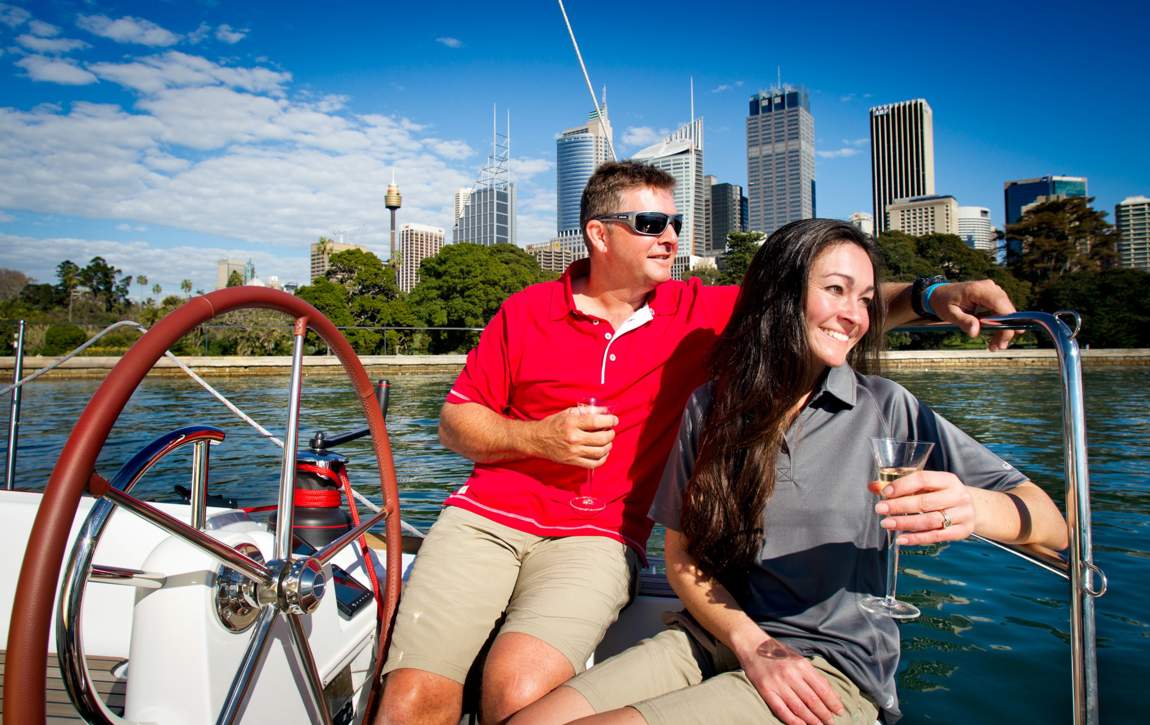 Jeanneau Sun Odyssey 389 Exterior - 24.JPG