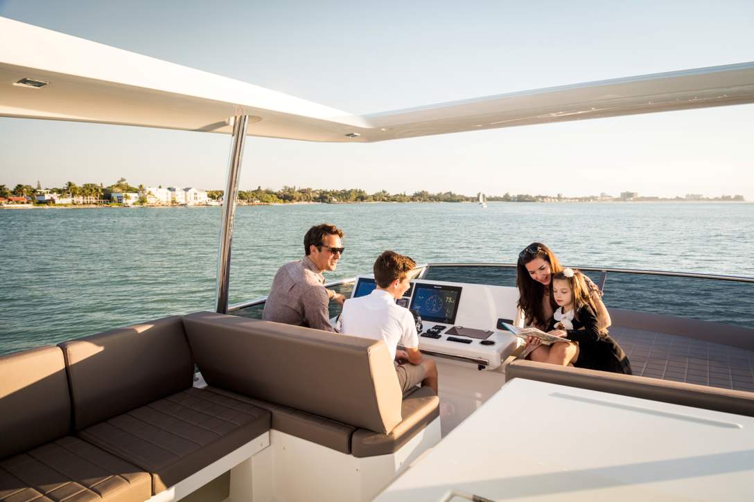 Prestige 630 Flybridge Exterior - 63.JPG