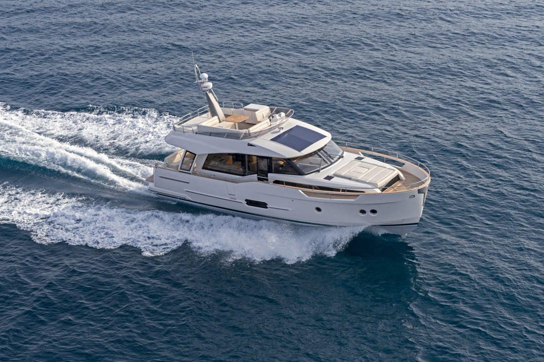 GL48FLY Ex Highres 11