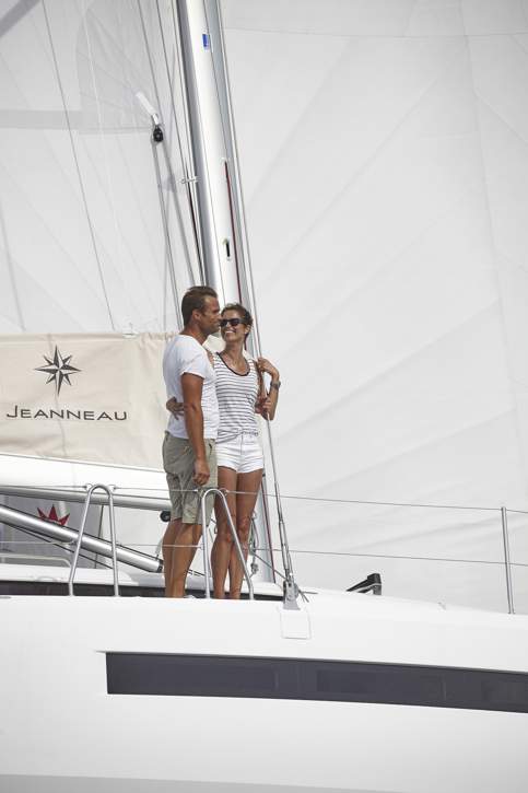 Jeanneau Sun Odyssey 490 Exterior - 17.jpg