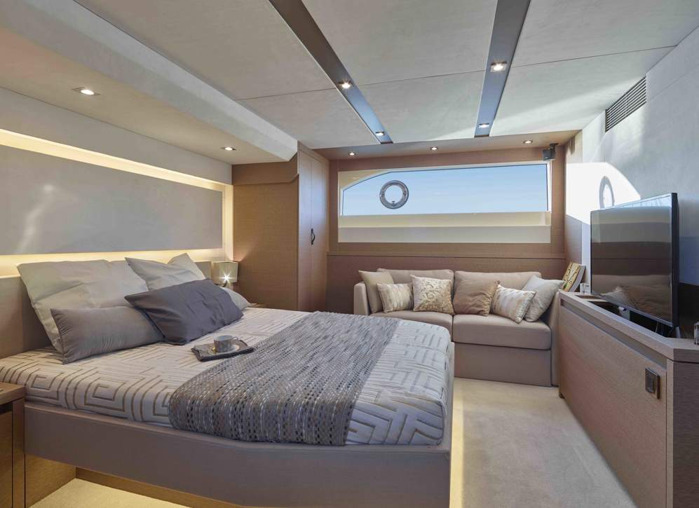 Prestige 630 Flybridge Interior - 31.JPG