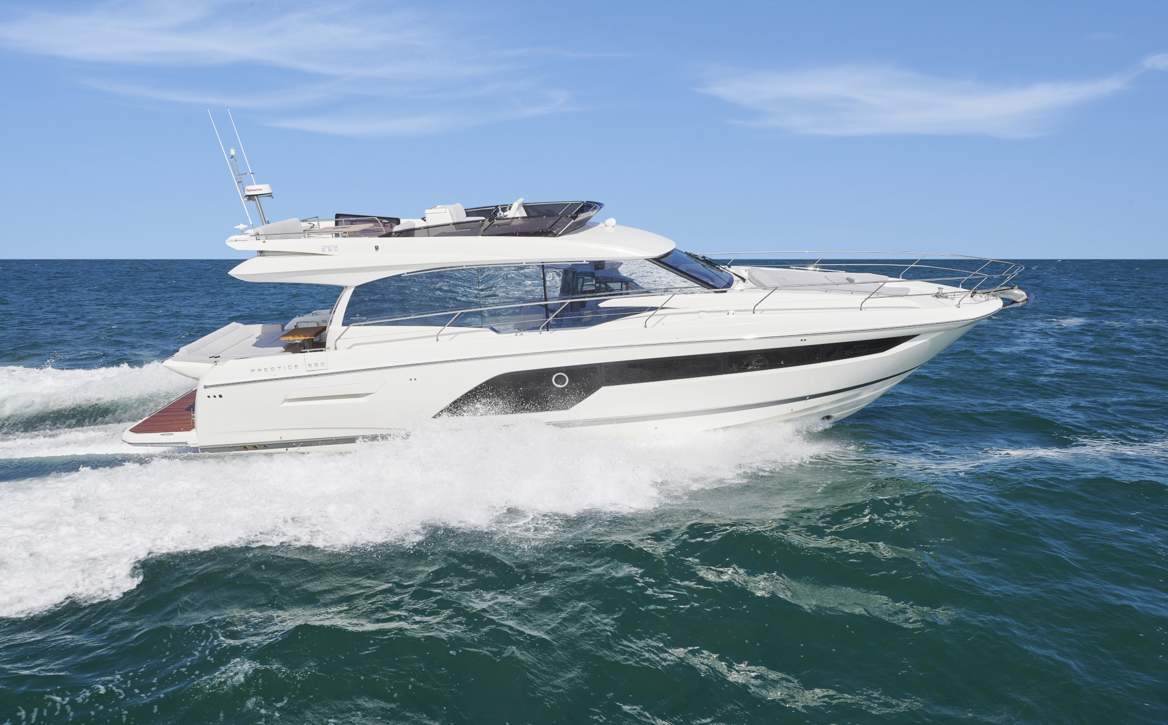 Prestige 590 Flybridge Exterior - 27.JPG