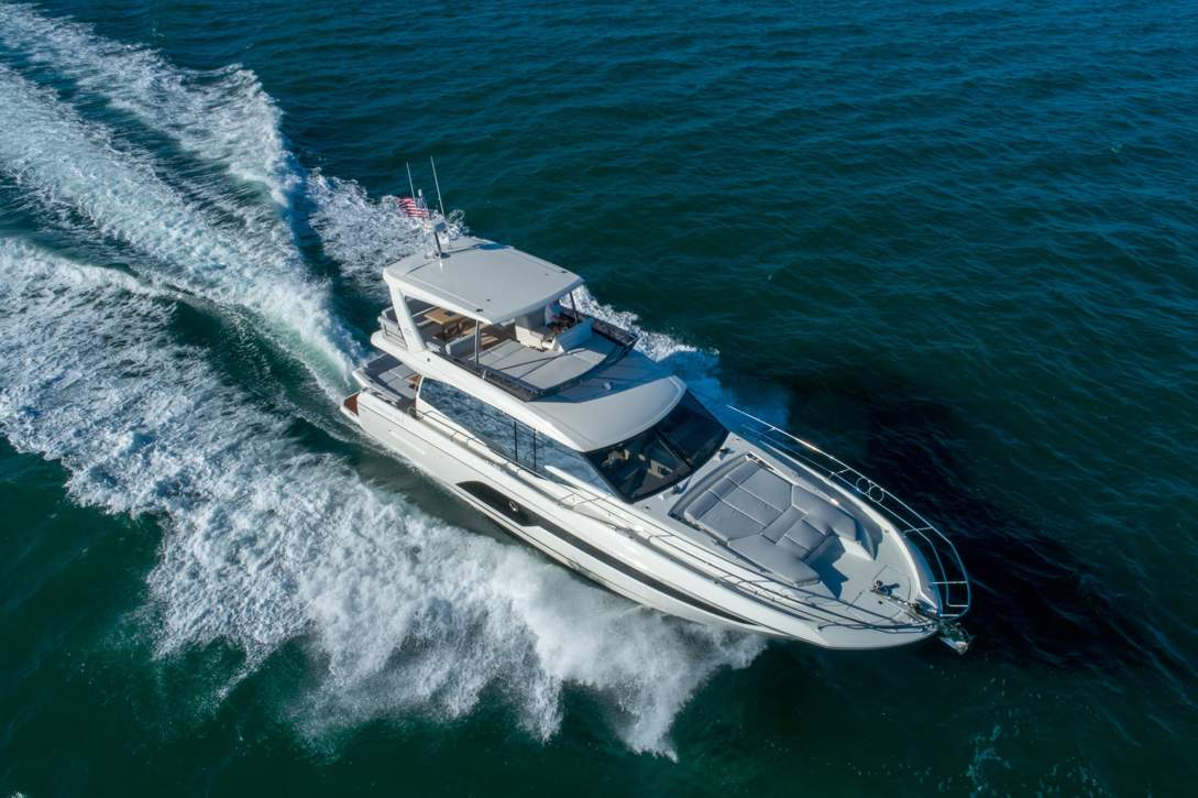 Prestige 590 Flybridge Exterior - 62.JPG
