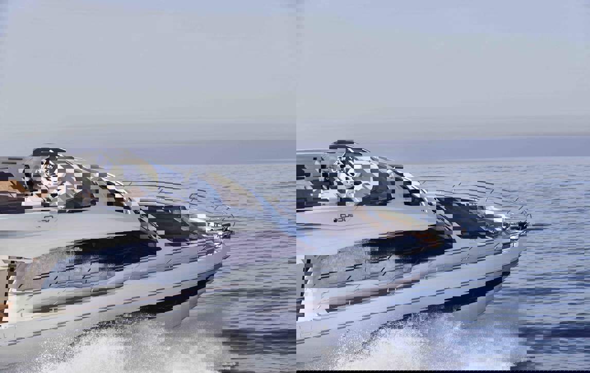 Prestige 630 S Exterior - 38.JPG