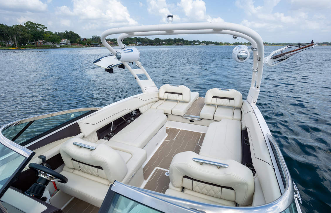 Ls6surf Inset 23 129 2K 1