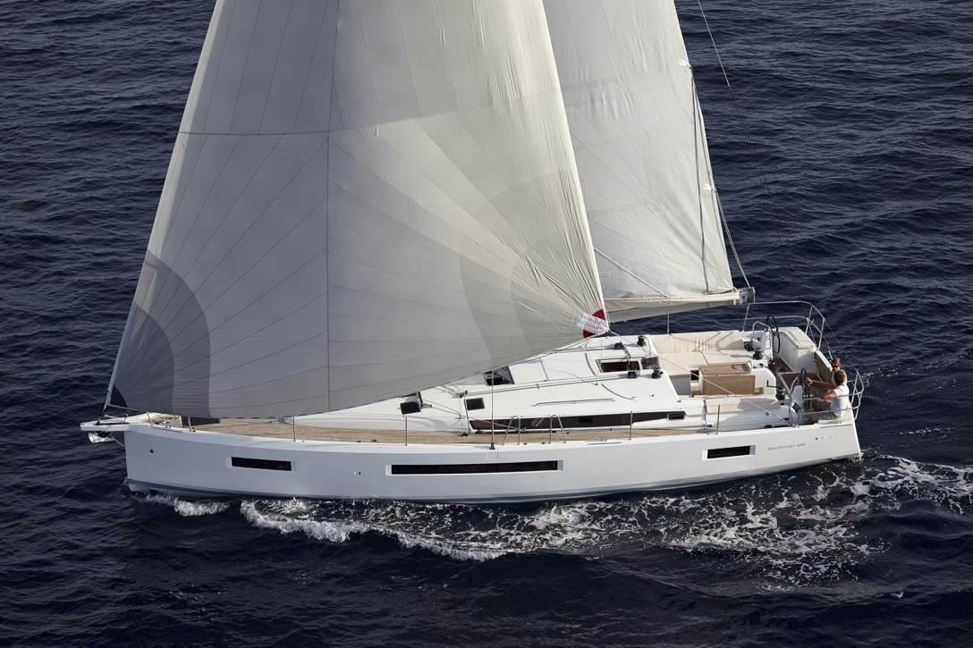 Jeanneau Sun Odyssey 490 Exterior - 45.JPG
