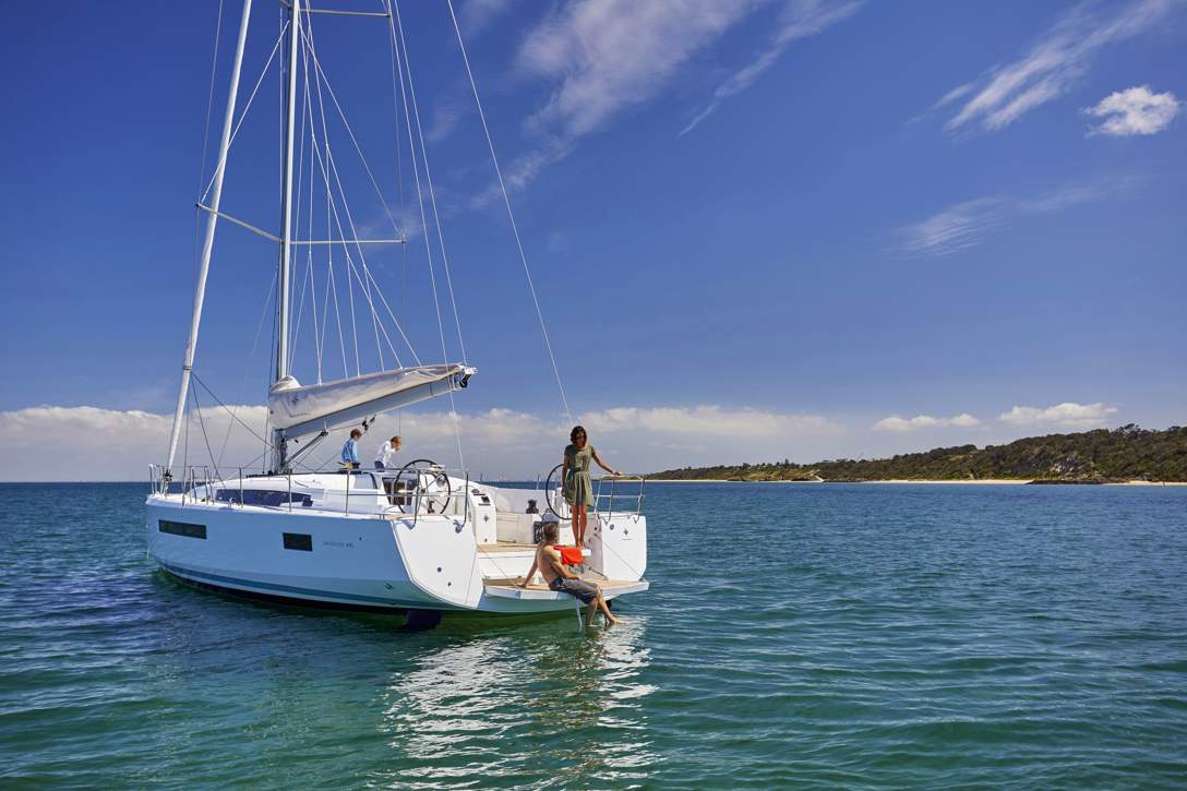 Jeanneau Sun Odyssey 490 Exterior - 109.JPG