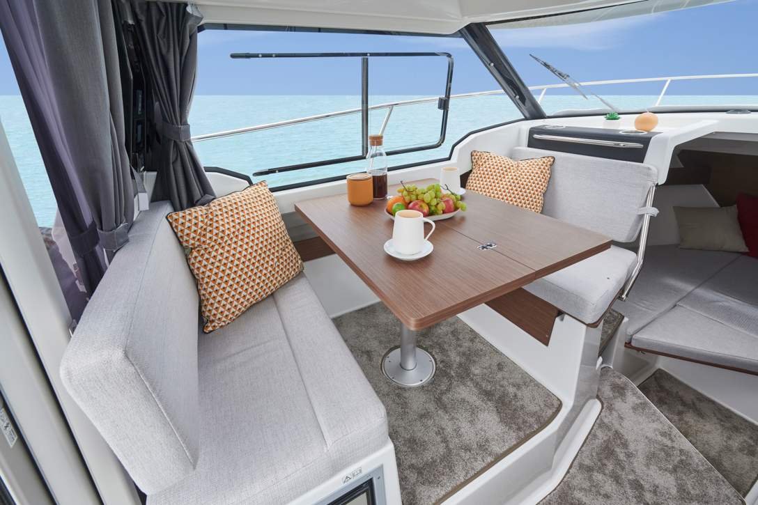 Jeanneau Merry Fisher 795 Serie 2 HB Interior - 1.JPG