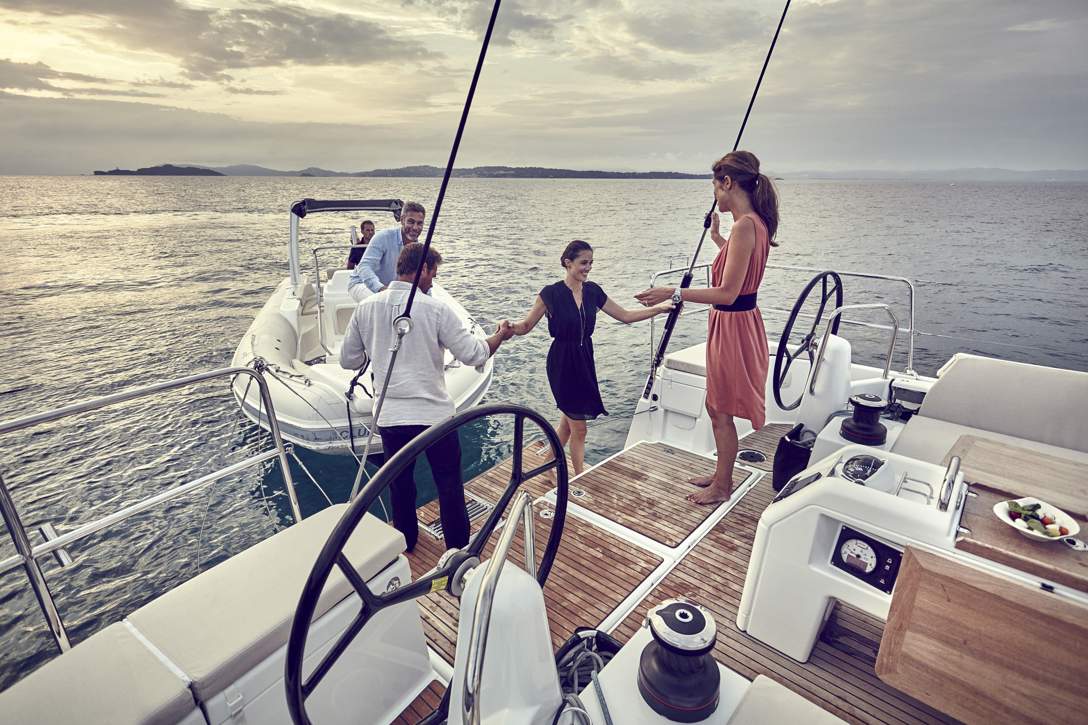 Jeanneau Sun Odyssey 490 Exterior - 10.jpg