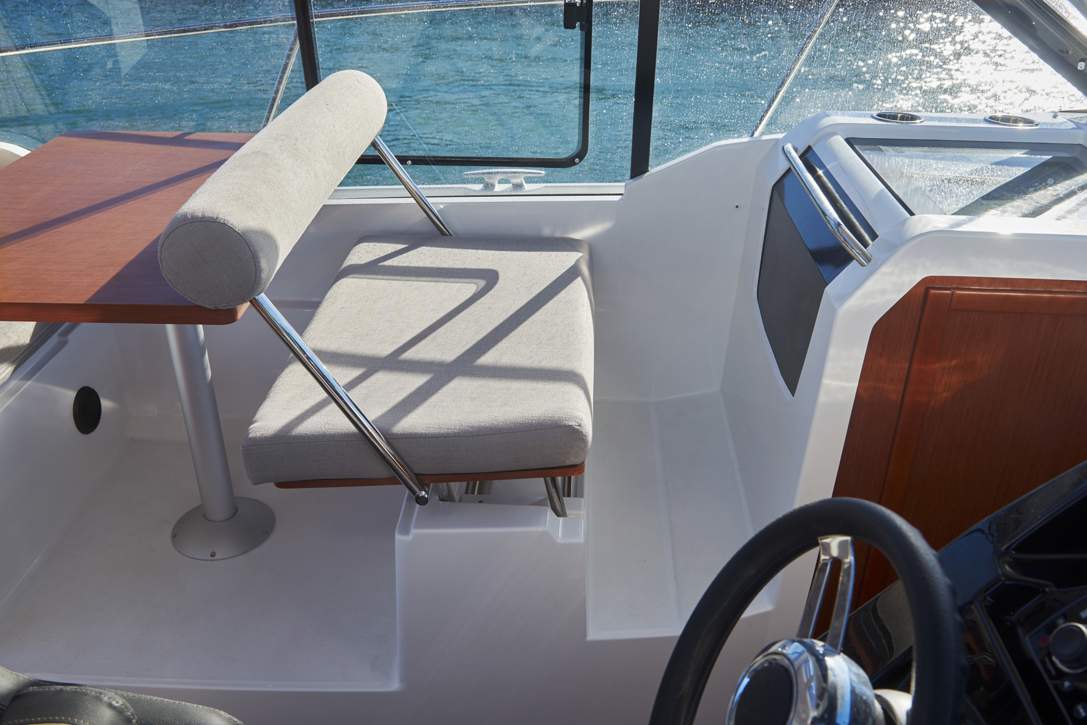 Jeanneau Merry Fisher 895 HB Interior - 17.JPG
