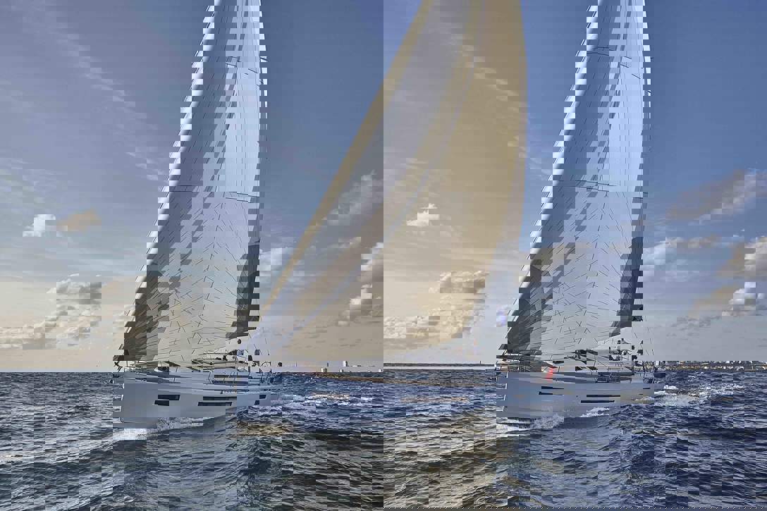 Jeanneau Sun Odyssey 490 Exterior - 30.JPG