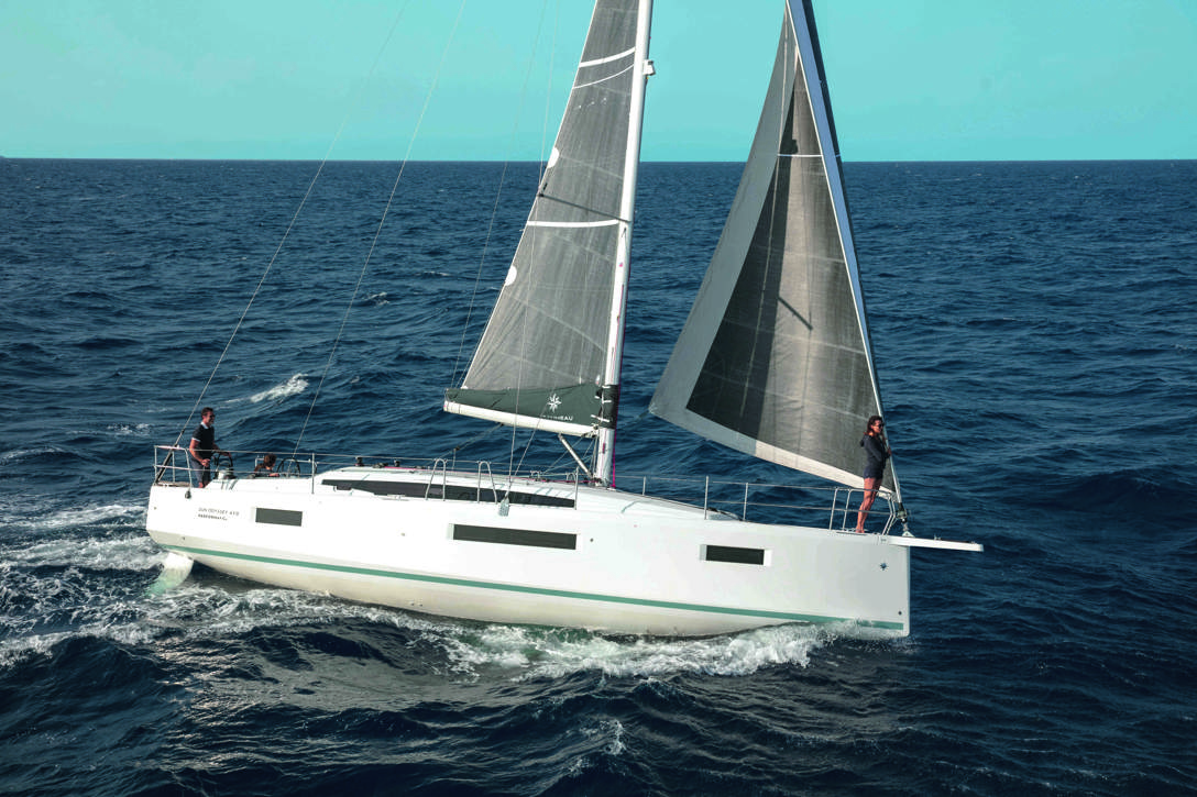 Jeanneau Sun Odyssey 410 Exterior - 22.JPG