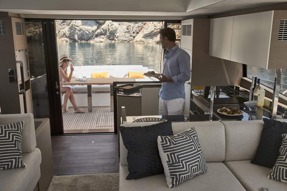 Prestige 590 S Exterior - 23.JPG