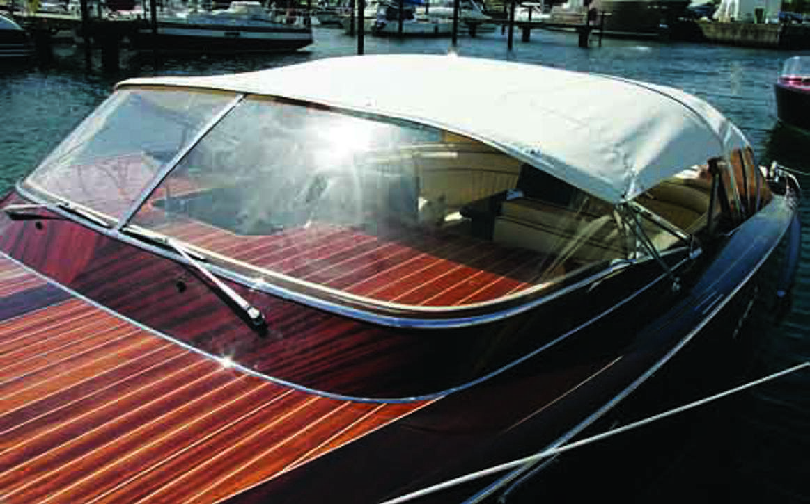 Boesch 970 St.Tropez Interior - 1.jpg