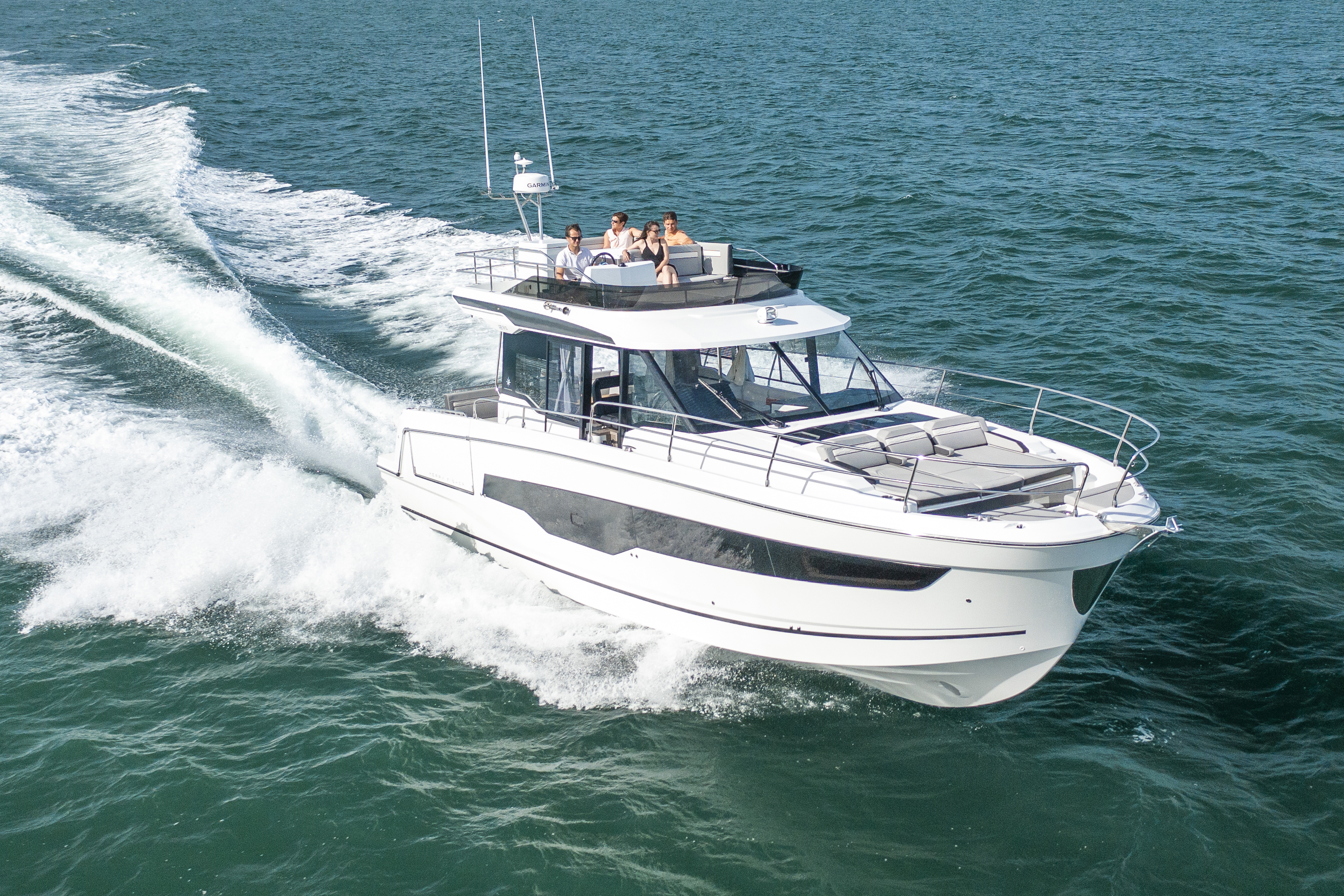 Merry Fisher 1295 Fly Julien Gazeau 1420 B