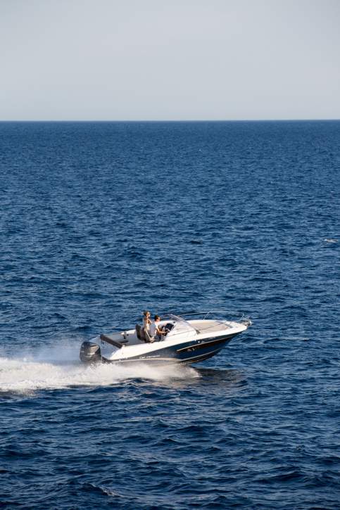 Jeanneau Cap Camarat 7.5 WA Serie 2 Exterior - 5.JPG