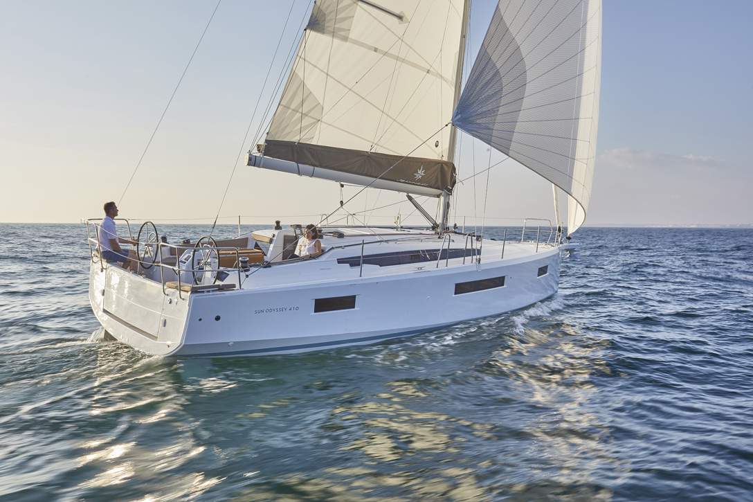 Jeanneau Sun Odyssey 410 Exterior - 65.JPG
