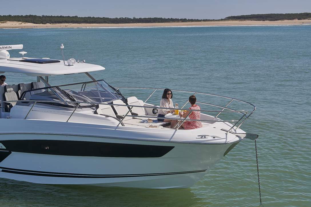 Jeanneau Cap Camarat 12.5 WA Exterior - 4.jpg