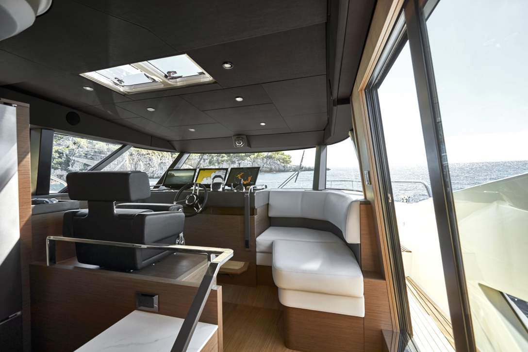 Prestige X70 Interior - 14.JPG