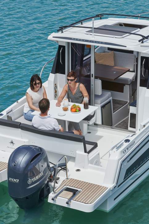 Jeanneau Merry Fisher 795 Serie 2 HB Exterior - 13.JPG