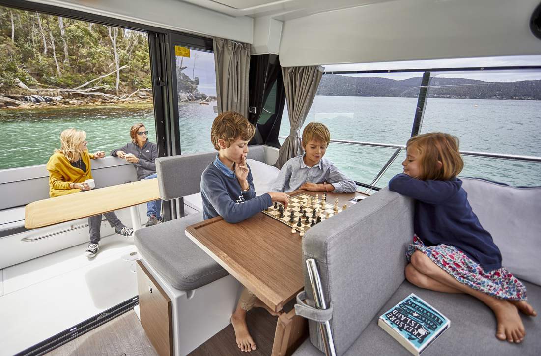 Jeanneau Merry Fisher 1095 HB Interior - 16.JPG