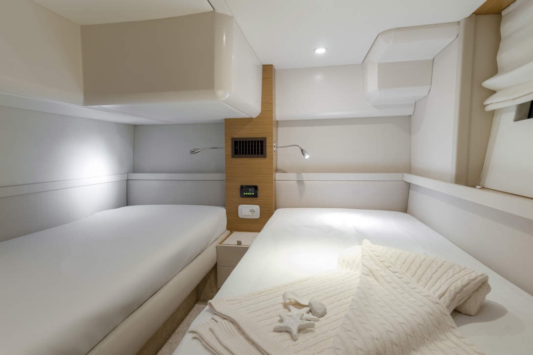 GL48FLY In Highres 15 Wo Archive