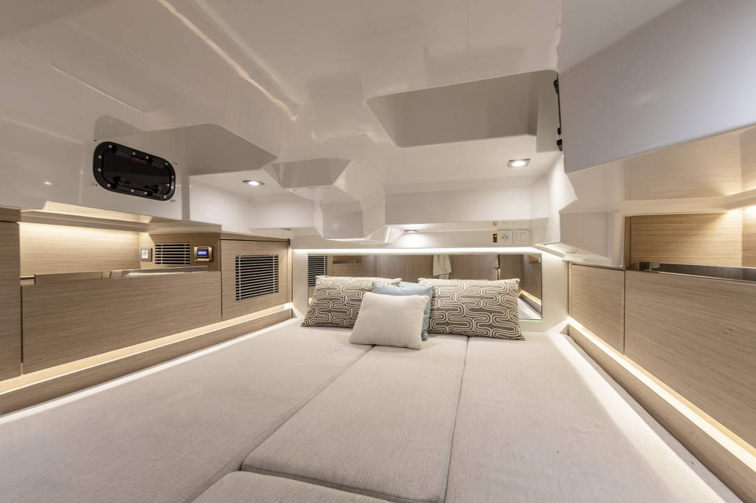 CAP CAMARAT 10.5CC IMAGE INTERIOR (1)