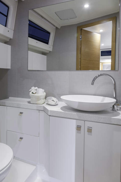 GL48FLY In Highres 17 Wo Archive