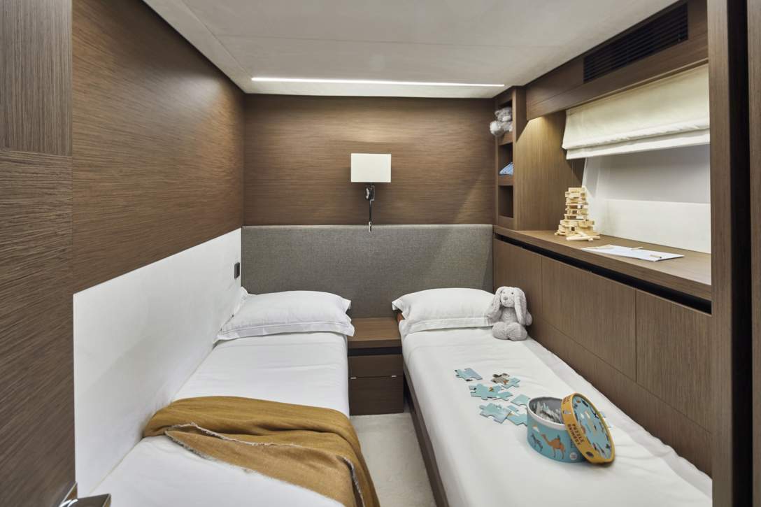 Prestige X70 Interior - 33.JPG