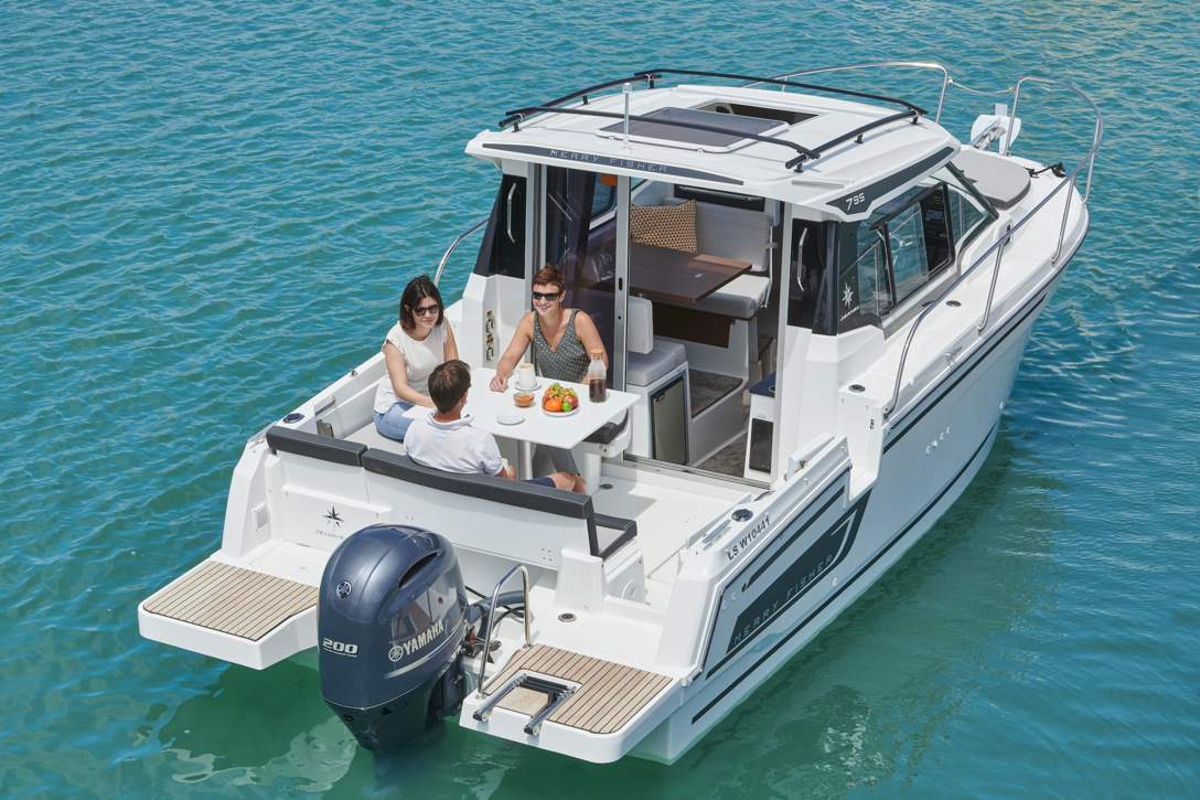 Jeanneau Merry Fisher 795 Serie 2 HB Exterior - 12.JPG
