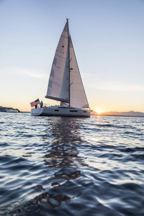 Jeanneau Sun Odyssey 440 Exterior - 59.JPG