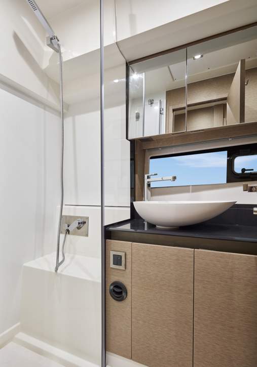 Prestige 460 Flybridge Interior - 40.JPG