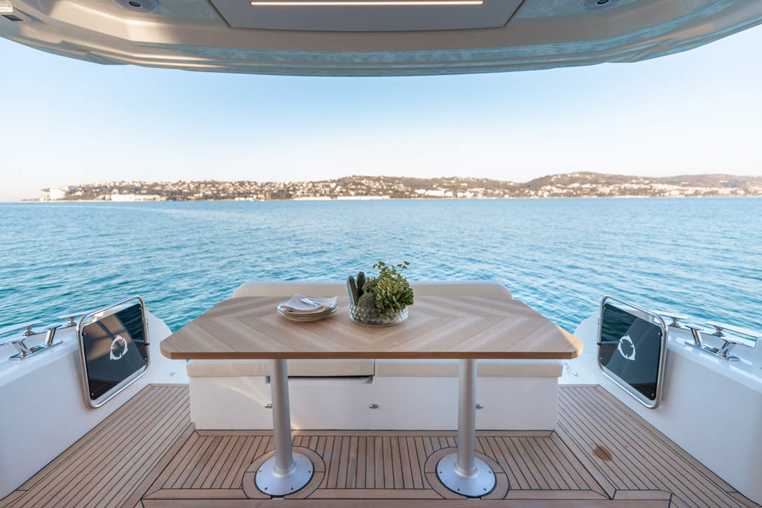 GL45COUPE Hybrid In Highres 16